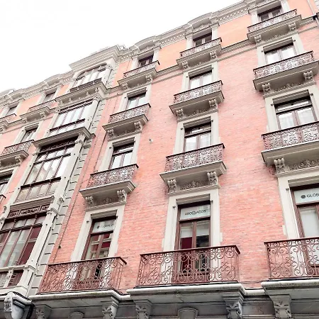 1901 - Impresionante Piso De Diseno En Edificio Emblematico